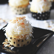 coconut-cupcake-1