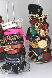 tips for organizing jewelry and accessories // perpetually chic