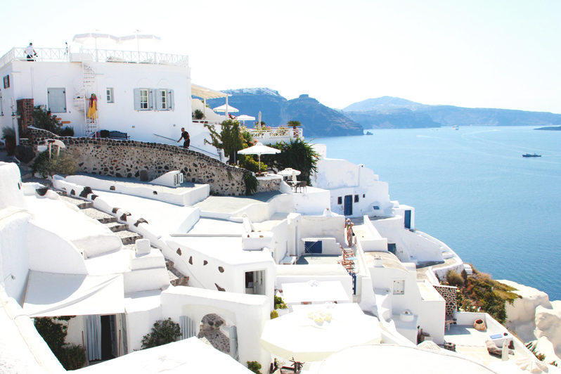 santorini | perpetually chic