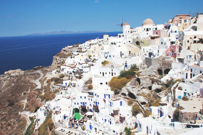 santorini | perpetually chic