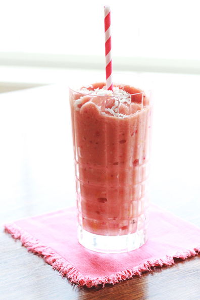 strawberry-guava-smoothie-1