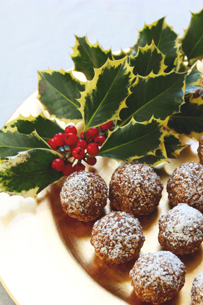 Gingerbread Bourbon Balls | Perpetually Chic