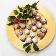 Gingerbread Bourbon Balls | Perpetually Chic