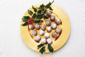 Gingerbread Bourbon Balls | Perpetually Chic