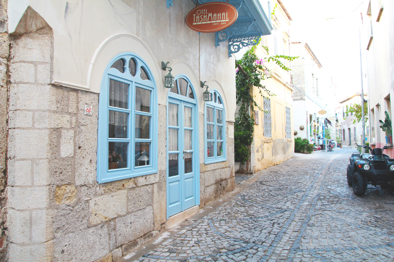 Alacati, Turkey | Perpetually Chic