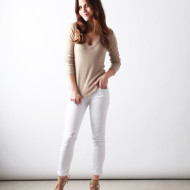 cream sweater + white jeans | Perpetually Chic